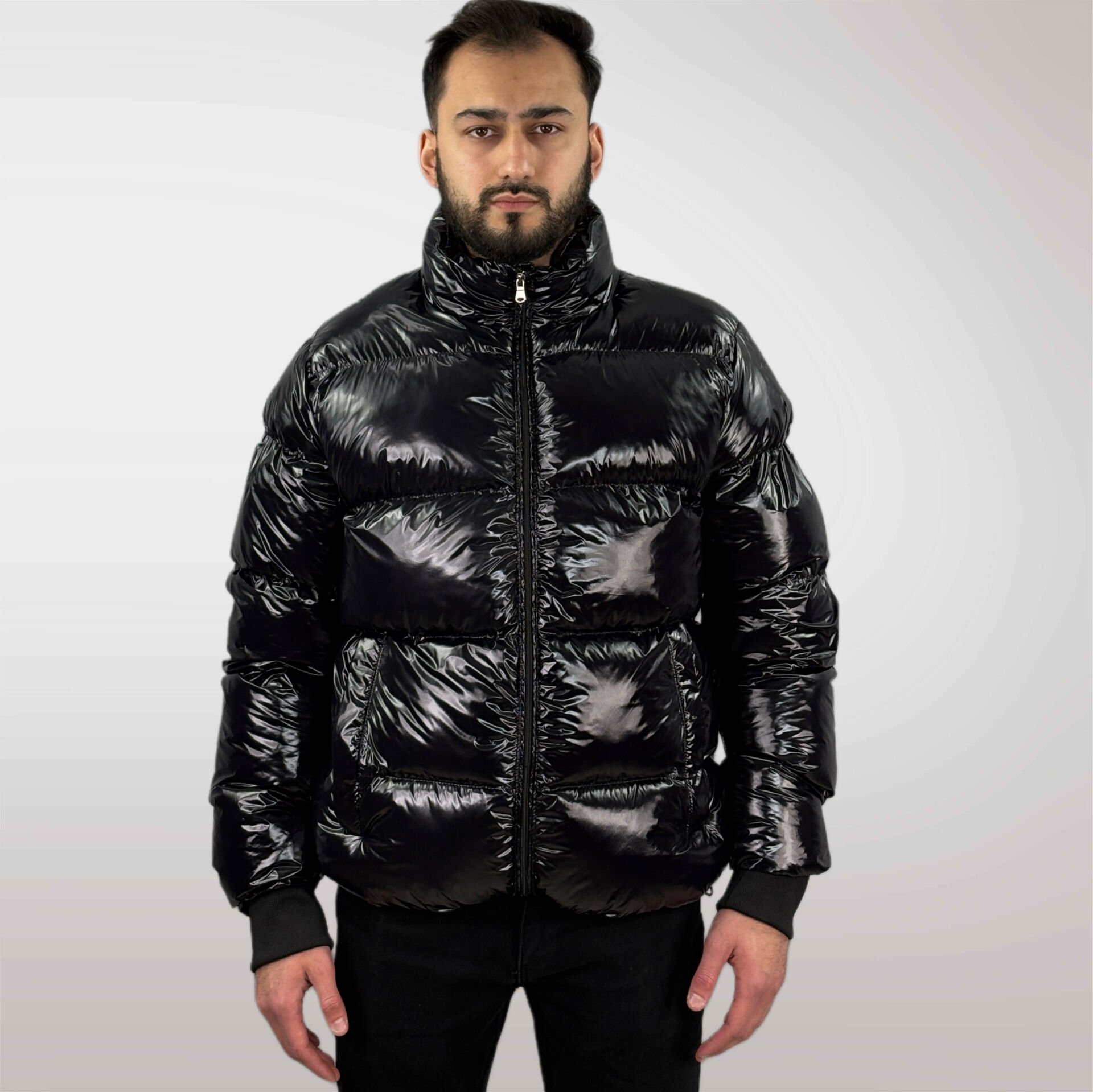 Parlak Siyah Şişme Mont