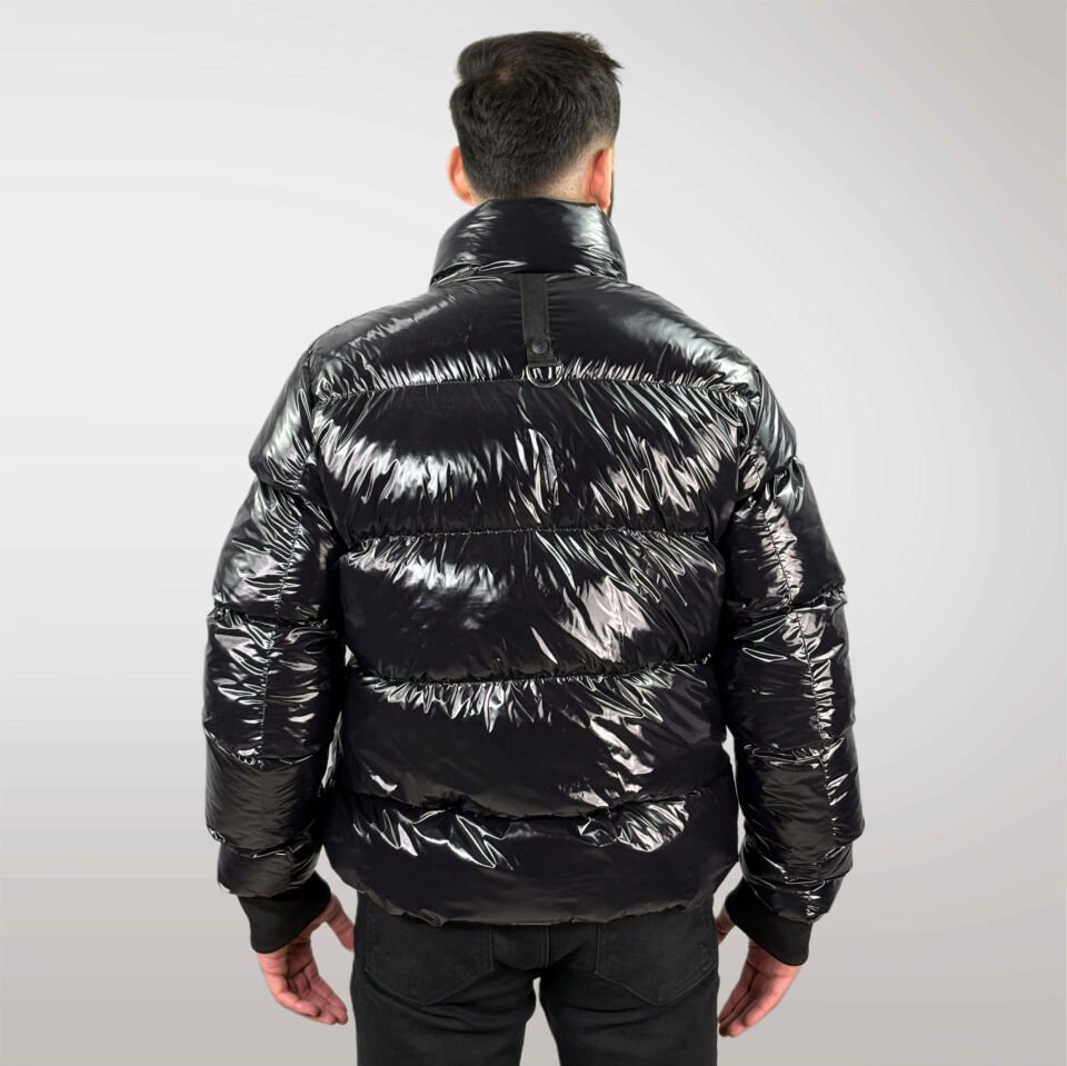 Parlak Siyah Şişme Mont